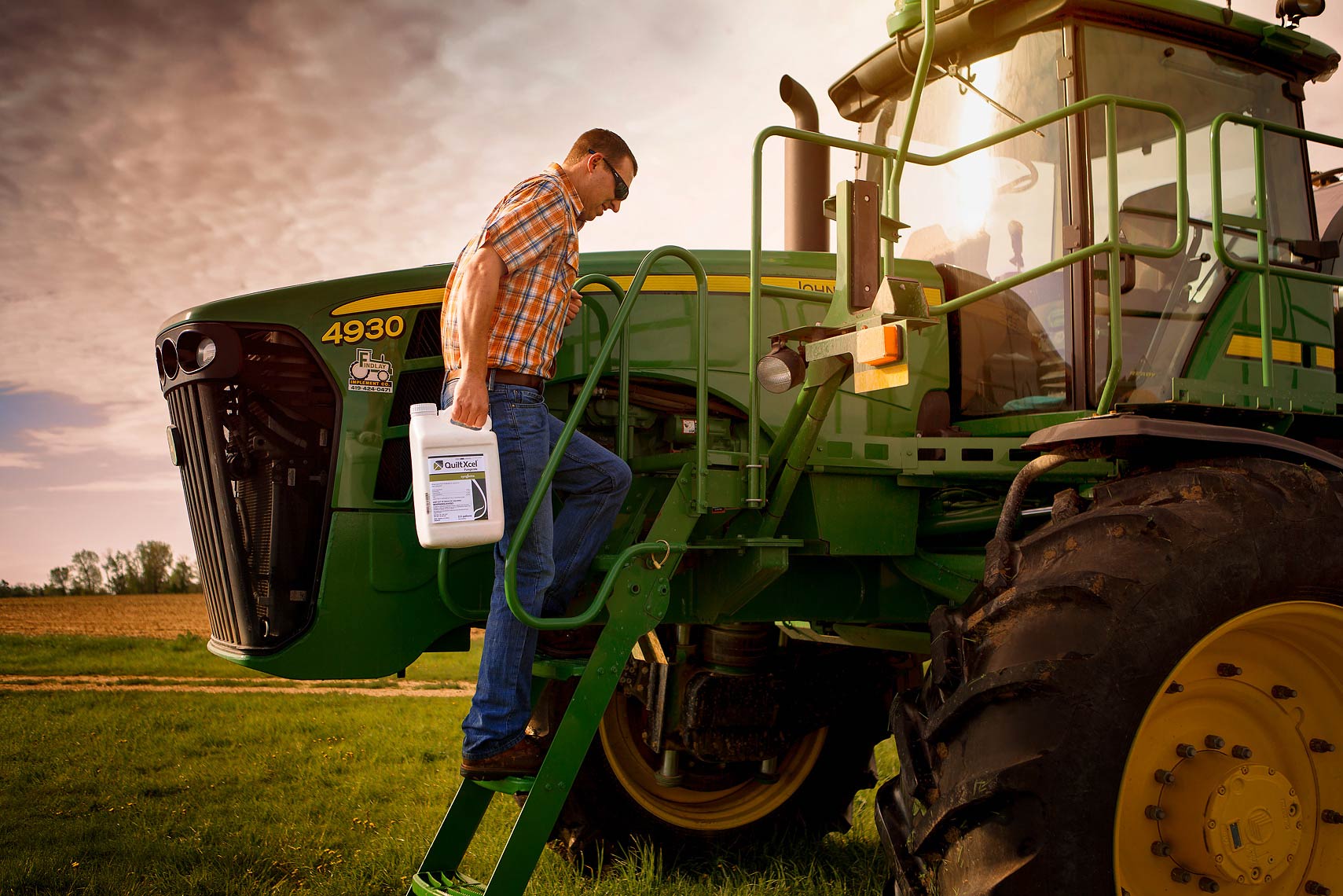 advertising-lifestyle-portrait-for-syngenta-farmer-commercial-photograoher-scott-stewart